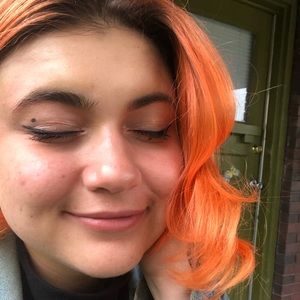 Meet your Posher, Zahra